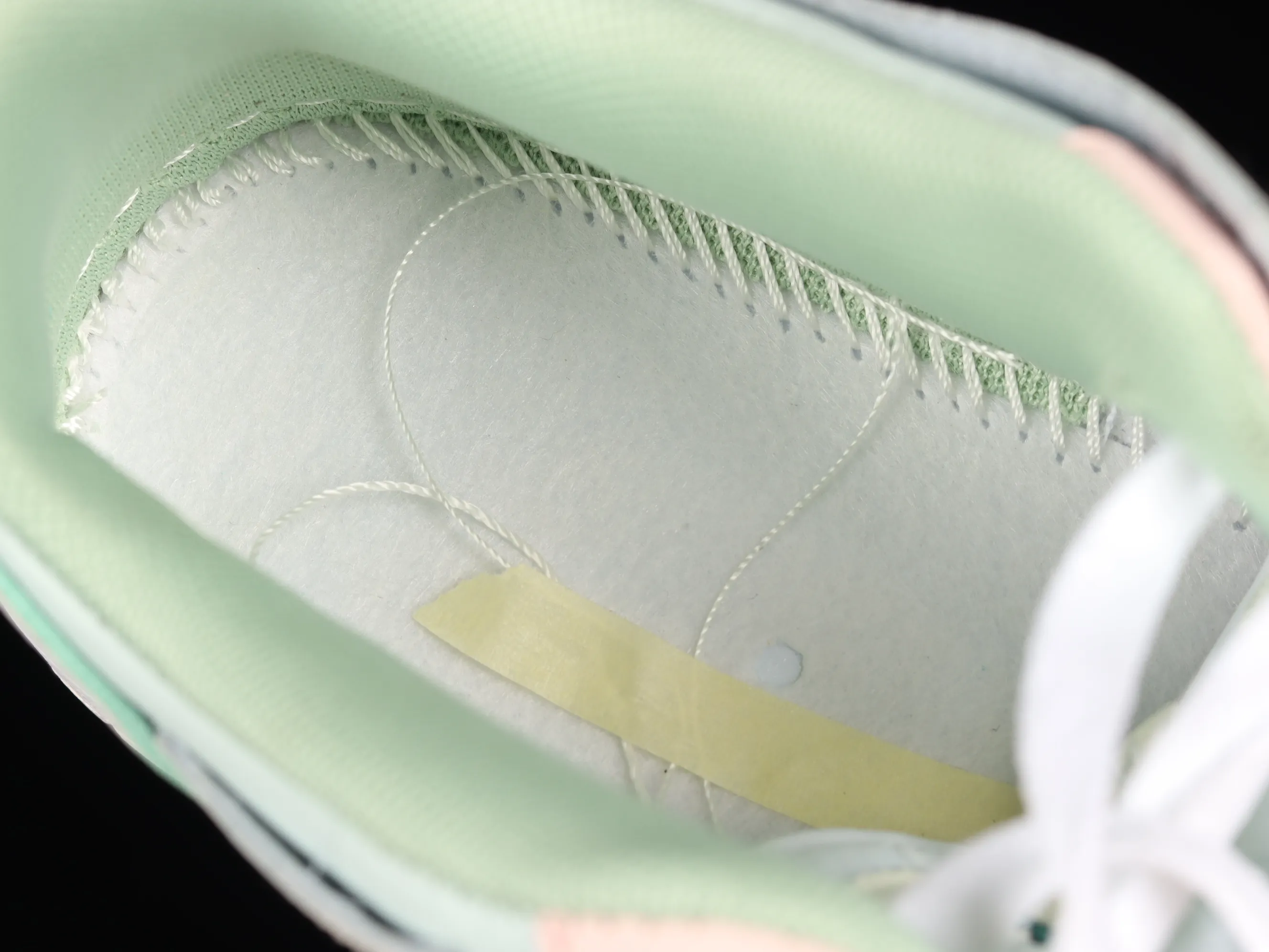 All categories Nk SB Dunk series Nk SB Dunk Low low-top skate shoes Nk Dunk Scrap stitching low-top skate shoes DM0802-001